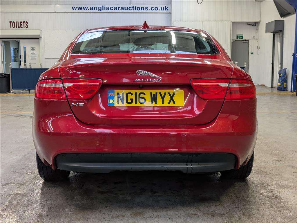 <p>2016 JAGUAR XE PRESTIGE D</p>