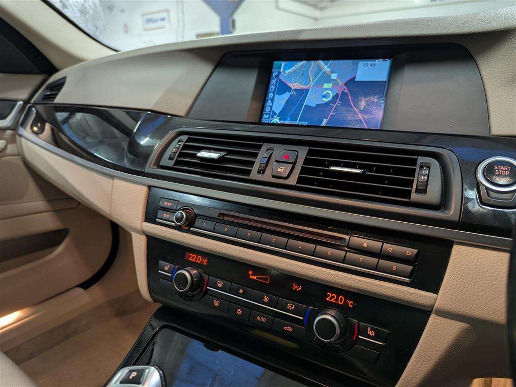 <p>2011 BMW 520D SE AUTO</p>