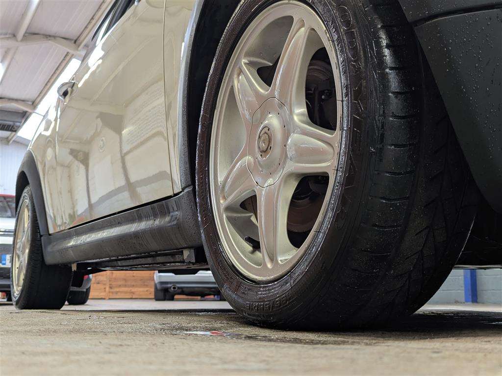 <p>2010 MINI COOPER AUTO **SOLD</p>