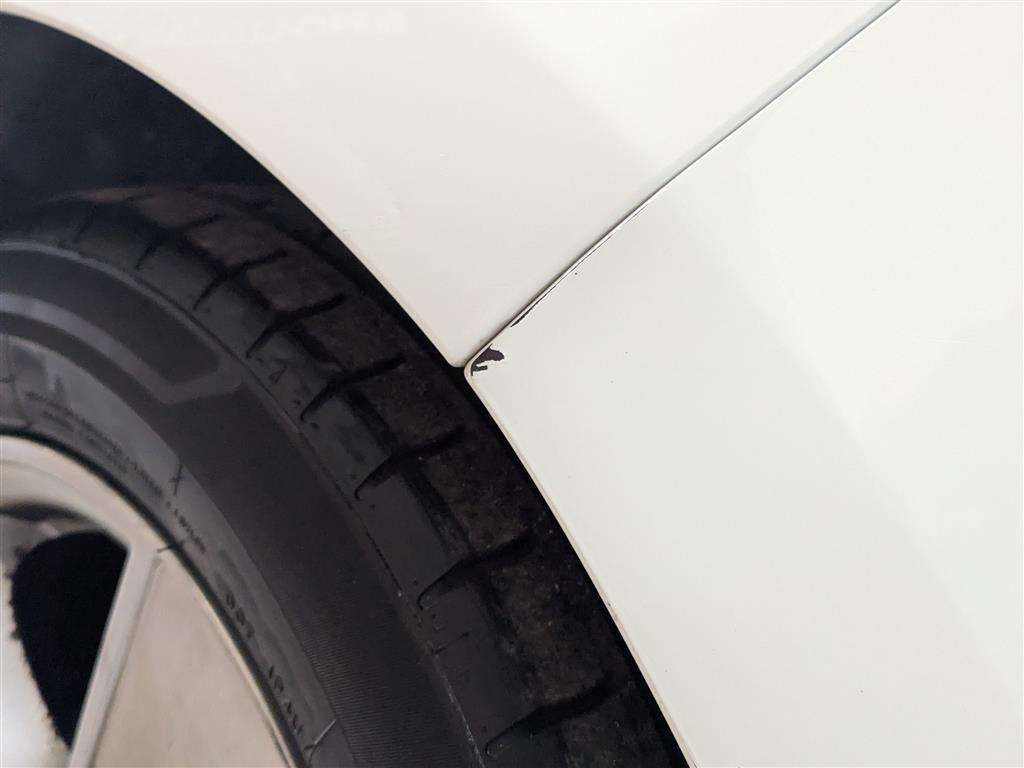 <p>2016 RENAULT CLIO DYNAMIQUE NAV 16V</p>