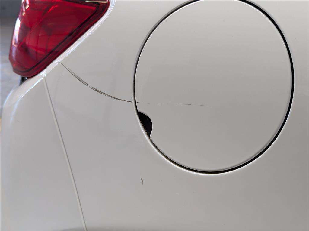 <p>2016 RENAULT CLIO DYNAMIQUE NAV 16V</p>