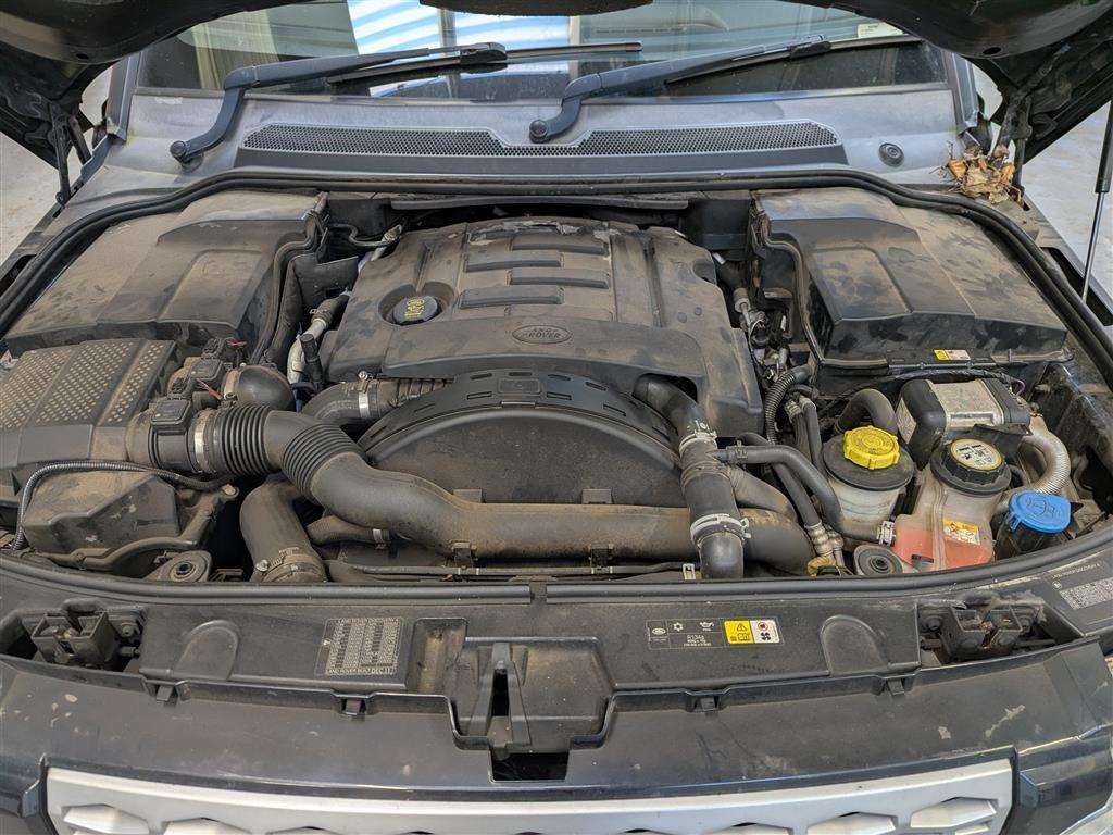 <p>2011 LAND ROVER DISCOVERY HSE SDV6 AUTO</p>