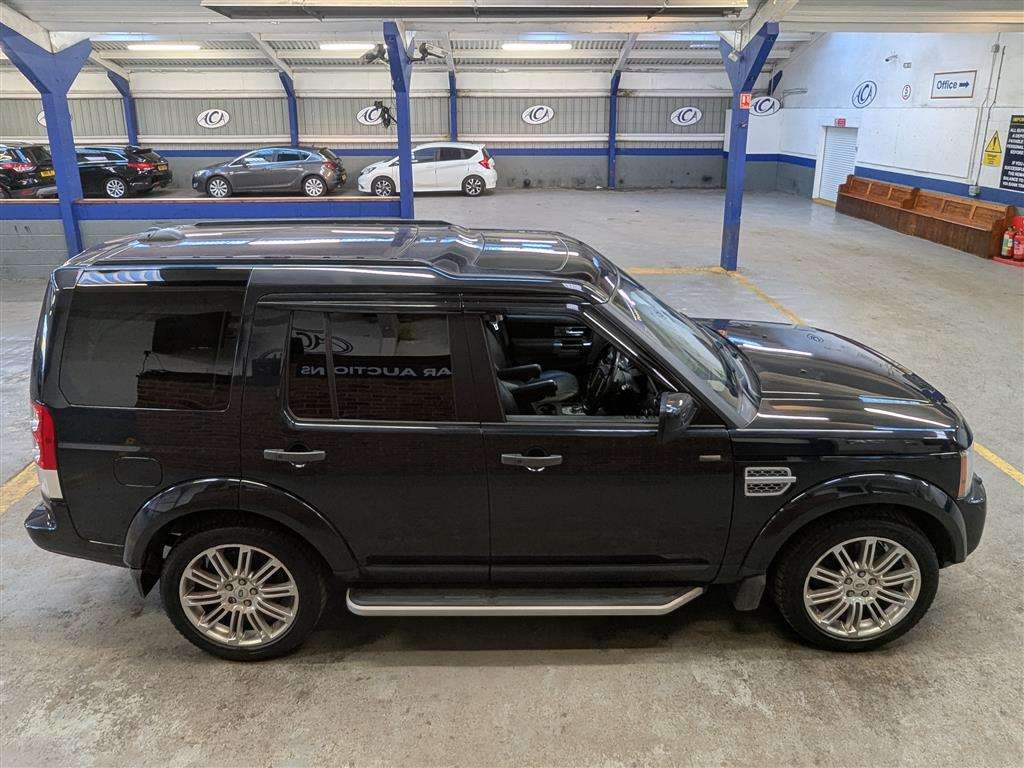 <p>2011 LAND ROVER DISCOVERY HSE SDV6 AUTO</p>