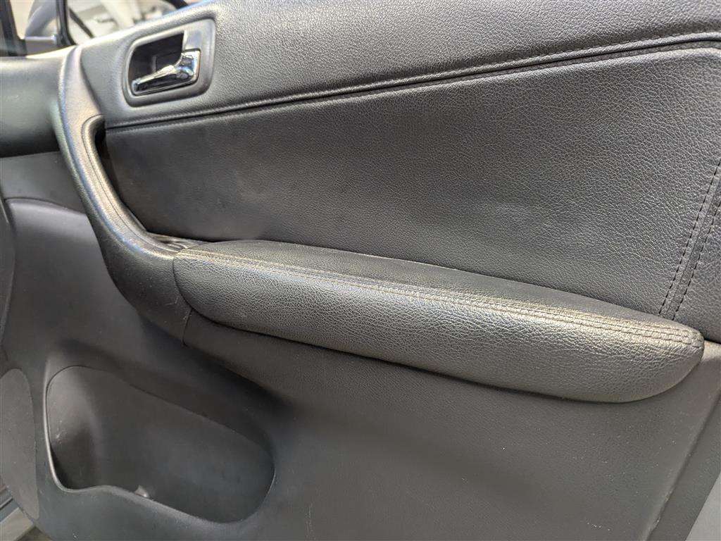 <p>2004 HONDA CIVIC VTEC EXECUTIVE</p>