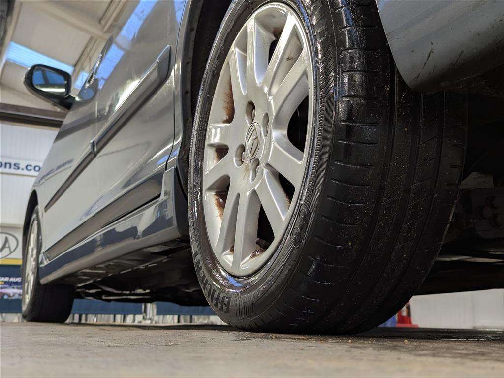 <p>2004 HONDA CIVIC VTEC EXECUTIVE</p>