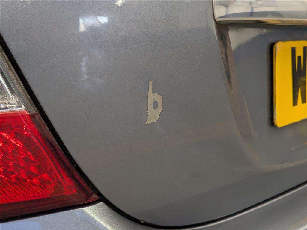 <p>2004 HONDA CIVIC VTEC EXECUTIVE</p>