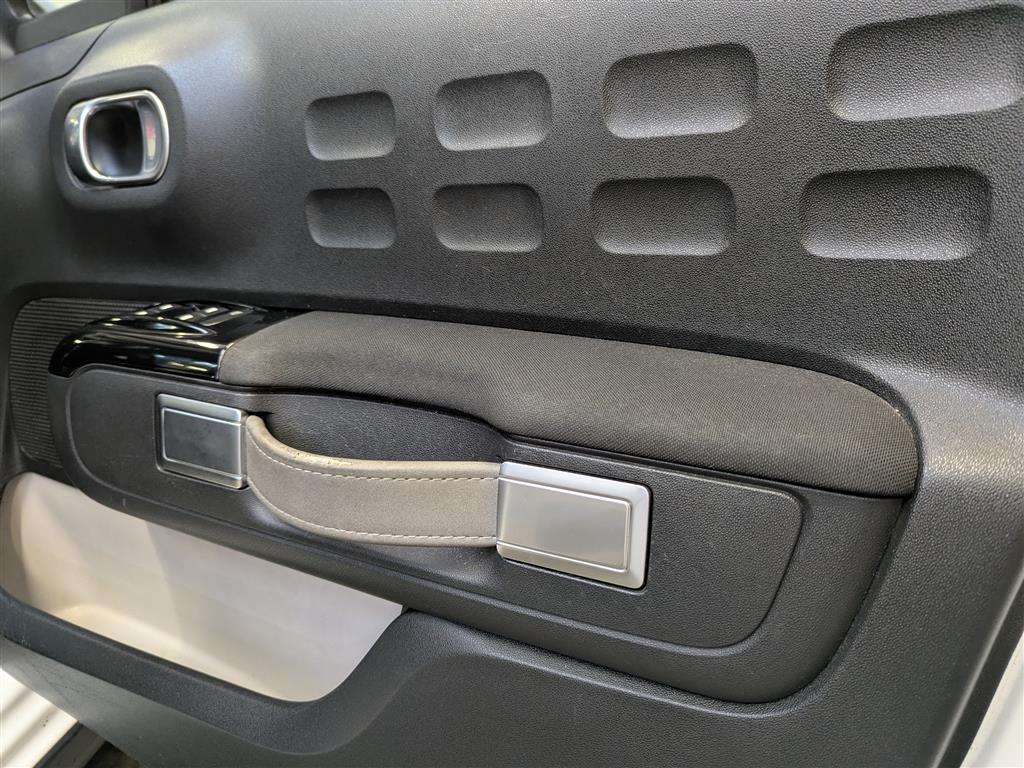 <p>2018 CITROEN C3 FLAIR PURETECH</p>