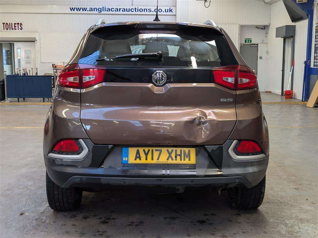 <p>2017 MG GS EXCLUSIVE</p>