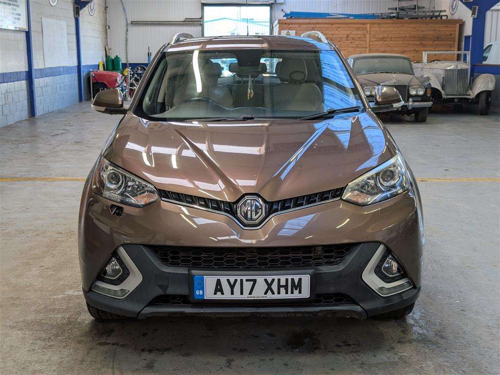 <p>2017 MG GS EXCLUSIVE</p>