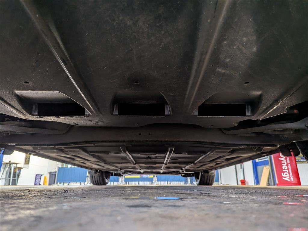 <p>2012 NISSAN LEAF</p>