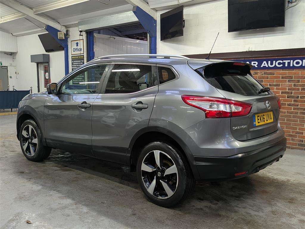 <p>2016 NISSAN QASHQAI N-CONNECTA DIG-T</p>