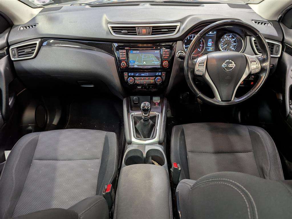 <p>2016 NISSAN QASHQAI N-CONNECTA DIG-T</p>