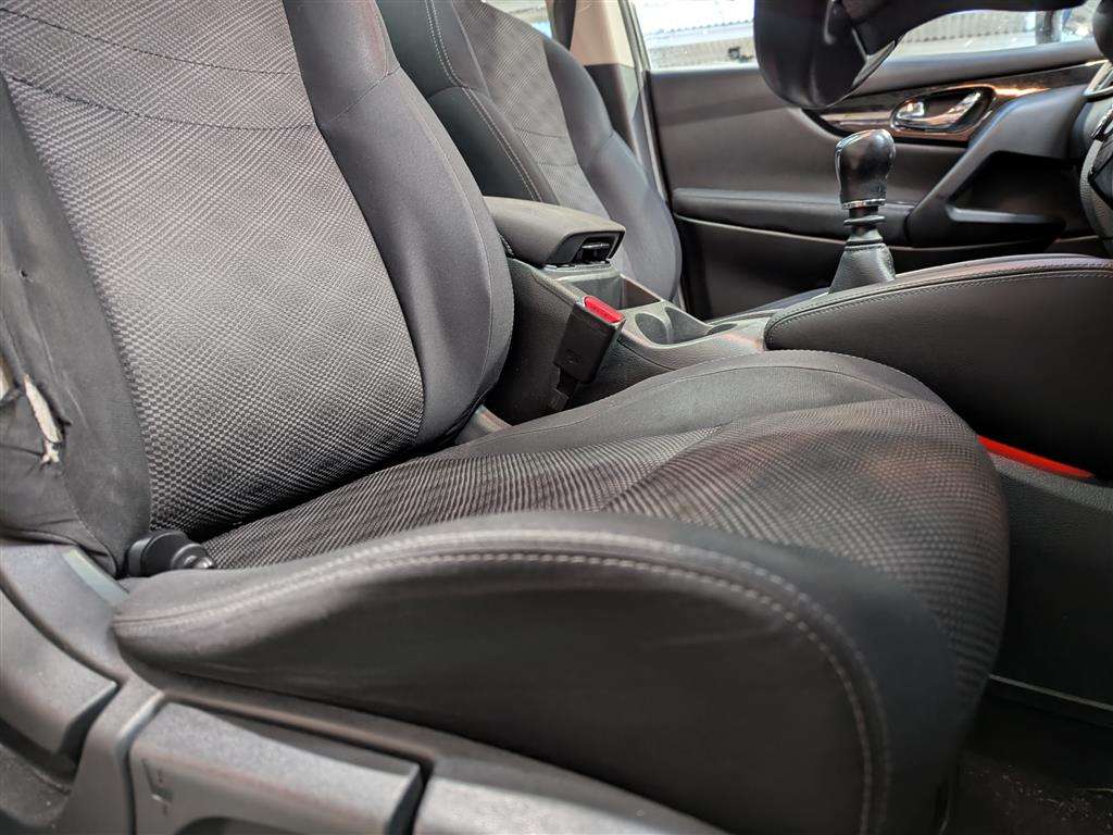 <p>2016 NISSAN QASHQAI N-CONNECTA DIG-T</p>