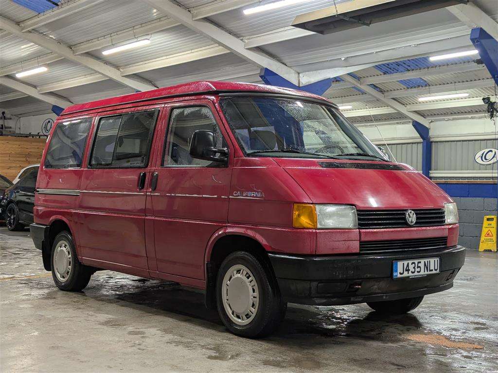 <p>1992 VOLKSWAGEN TRANSPORTER</p>