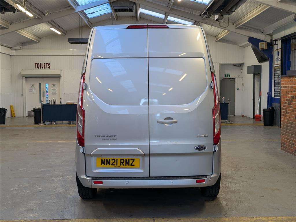 <p>2021 FORD TRANSIT CUSTOM 340LIMITED</p>