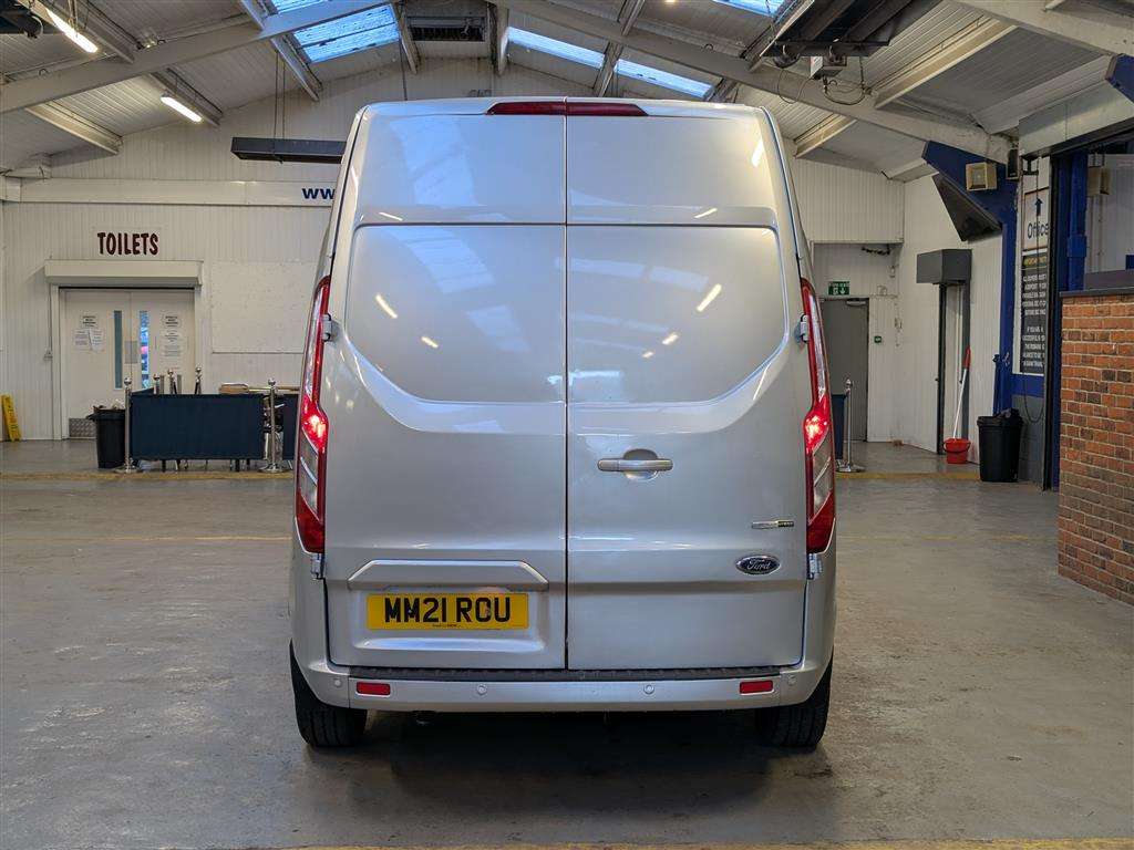<p>2021 FORD TRANSIT CUSTOM 340LIMITED</p>