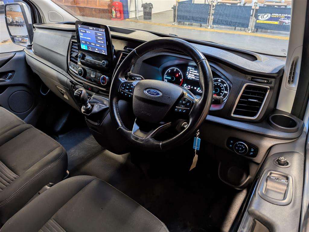 <p>2021 FORD TRANSIT CUSTOM 340LIMITED</p>