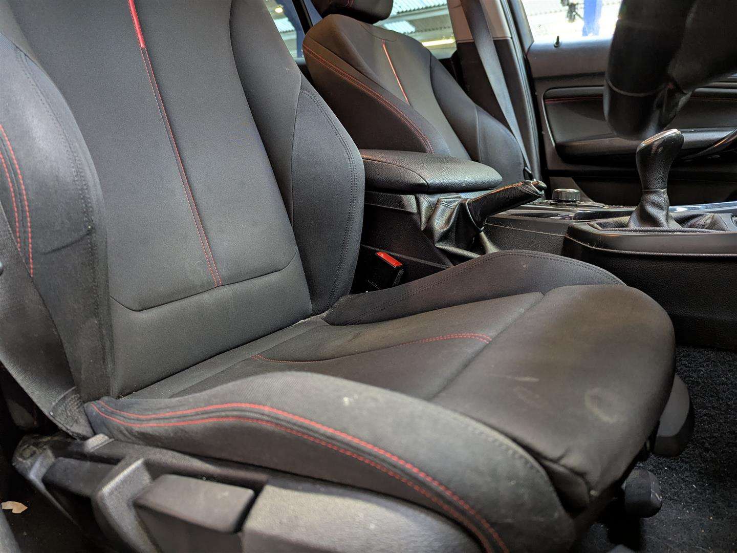 <p>2014 BMW 116D SPORT</p>