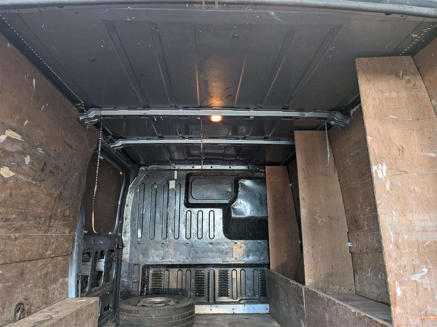 <p>2008 FORD TRANSIT 85 T260S FWD</p>