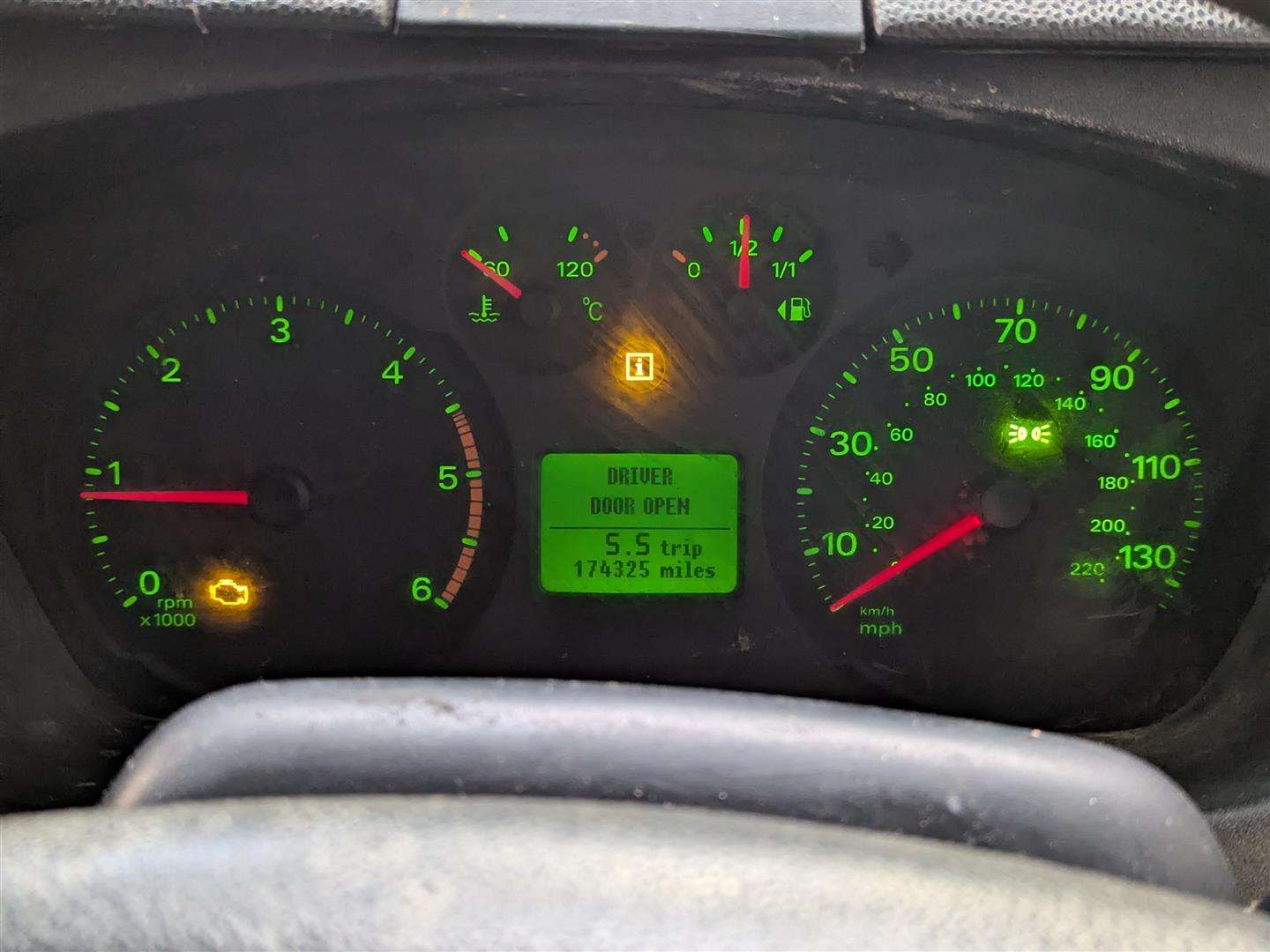 <p>2008 FORD TRANSIT 85 T260S FWD</p>