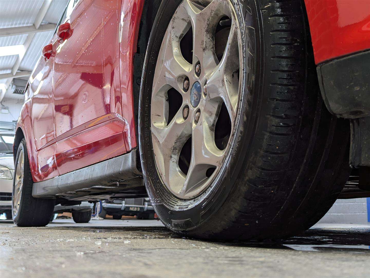 <p>2014 FORD GRAND C-MAX ZETEC TDCI 11</p>