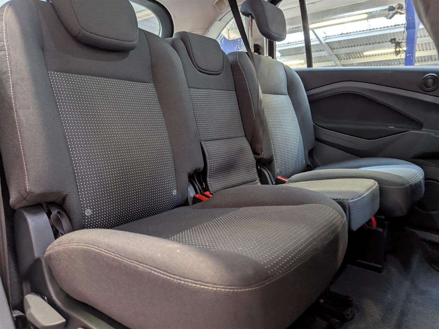 <p>2014 FORD GRAND C-MAX ZETEC TDCI 11</p>