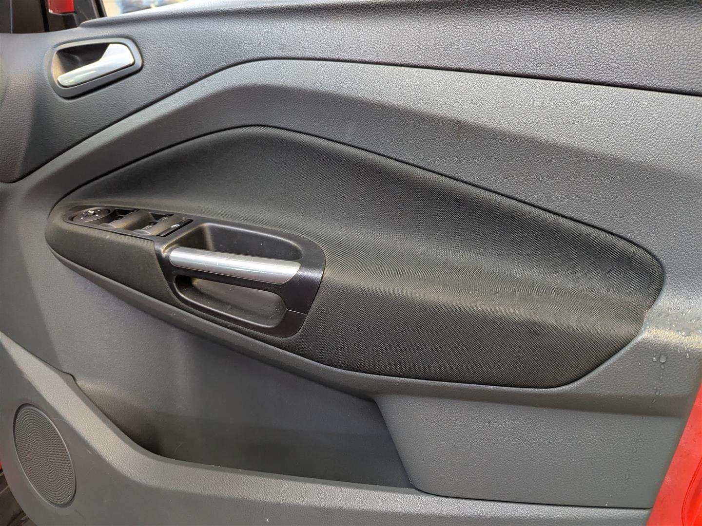 <p>2014 FORD GRAND C-MAX ZETEC TDCI 11</p>