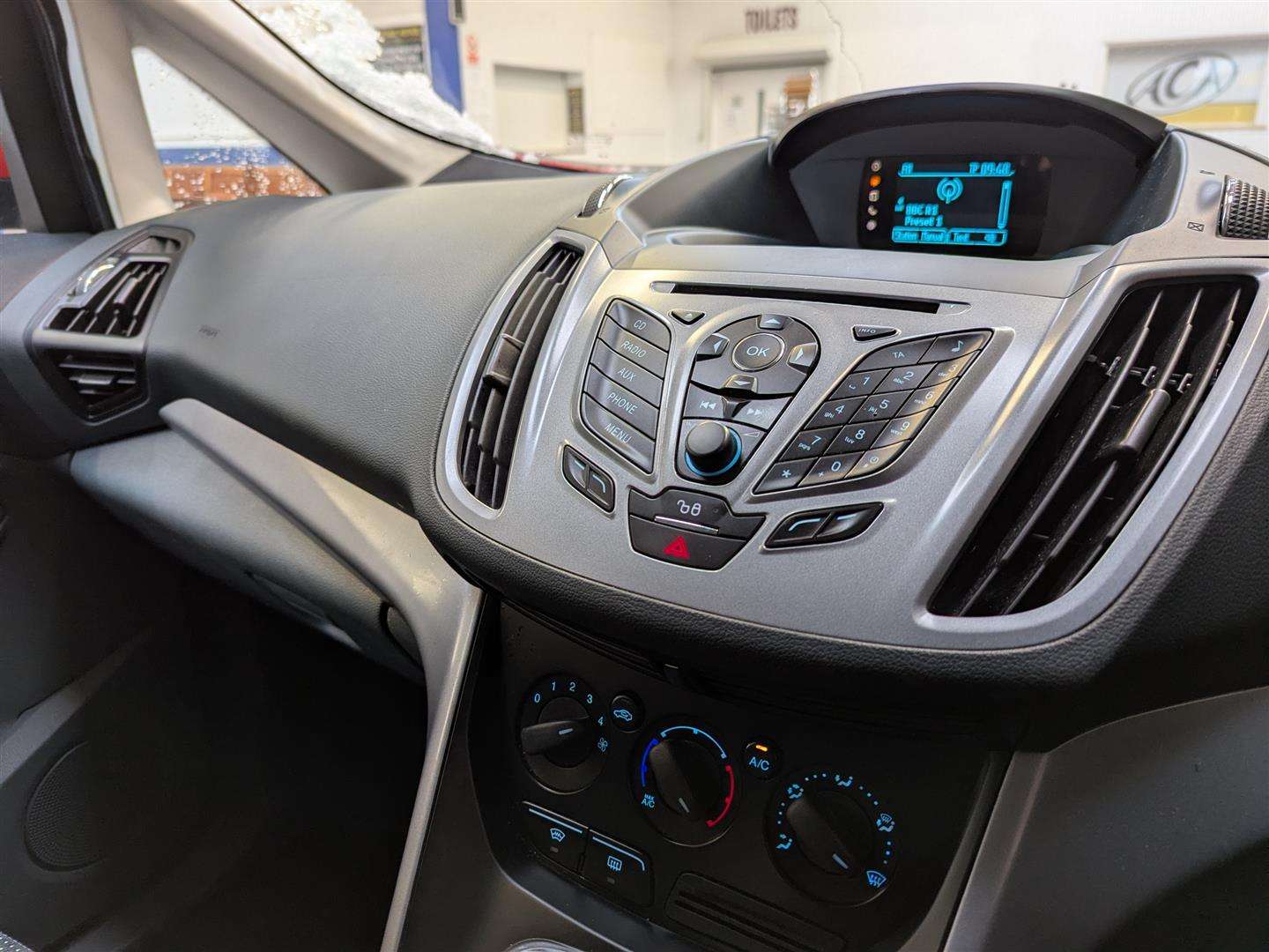 <p>2014 FORD GRAND C-MAX ZETEC TDCI 11</p>