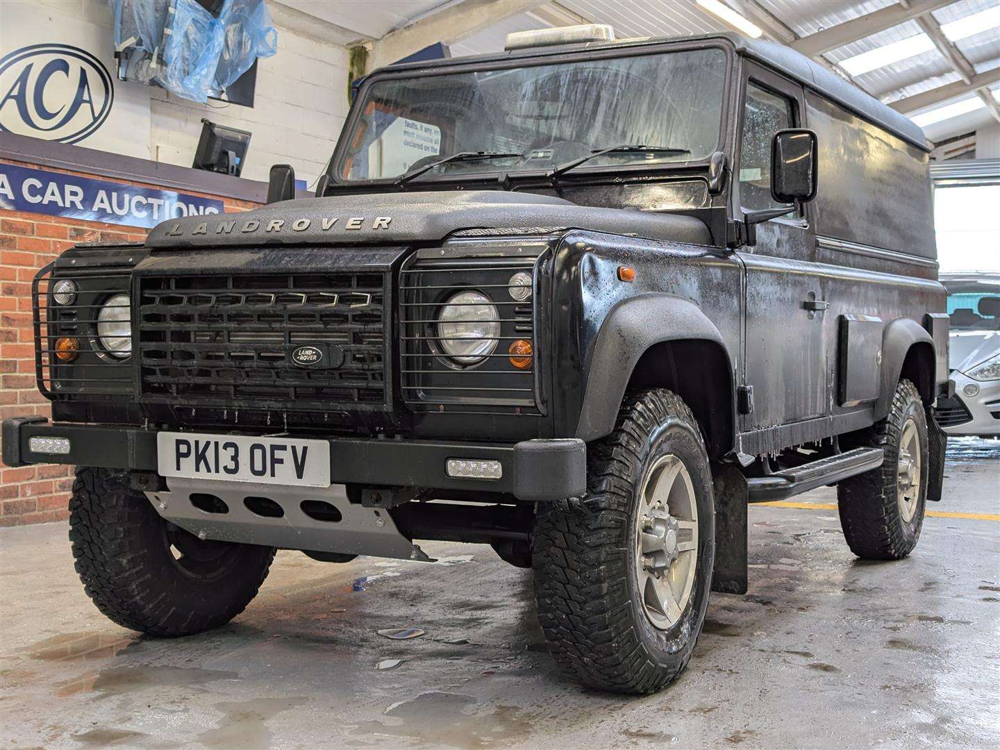 <p>2013 LAND ROVER DEFENDER 110 HARD TOP TD</p>