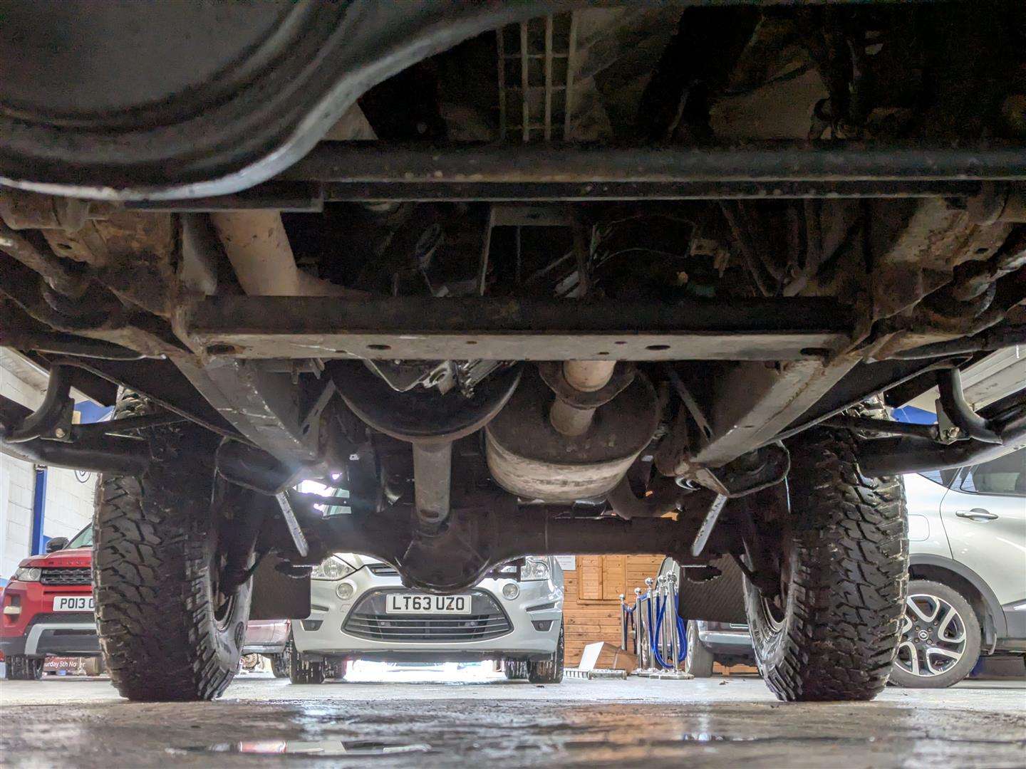 <p>2013 LAND ROVER DEFENDER 110 HARD TOP TD</p>