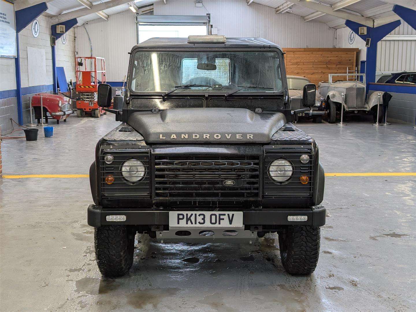 <p>2013 LAND ROVER DEFENDER 110 HARD TOP TD</p>