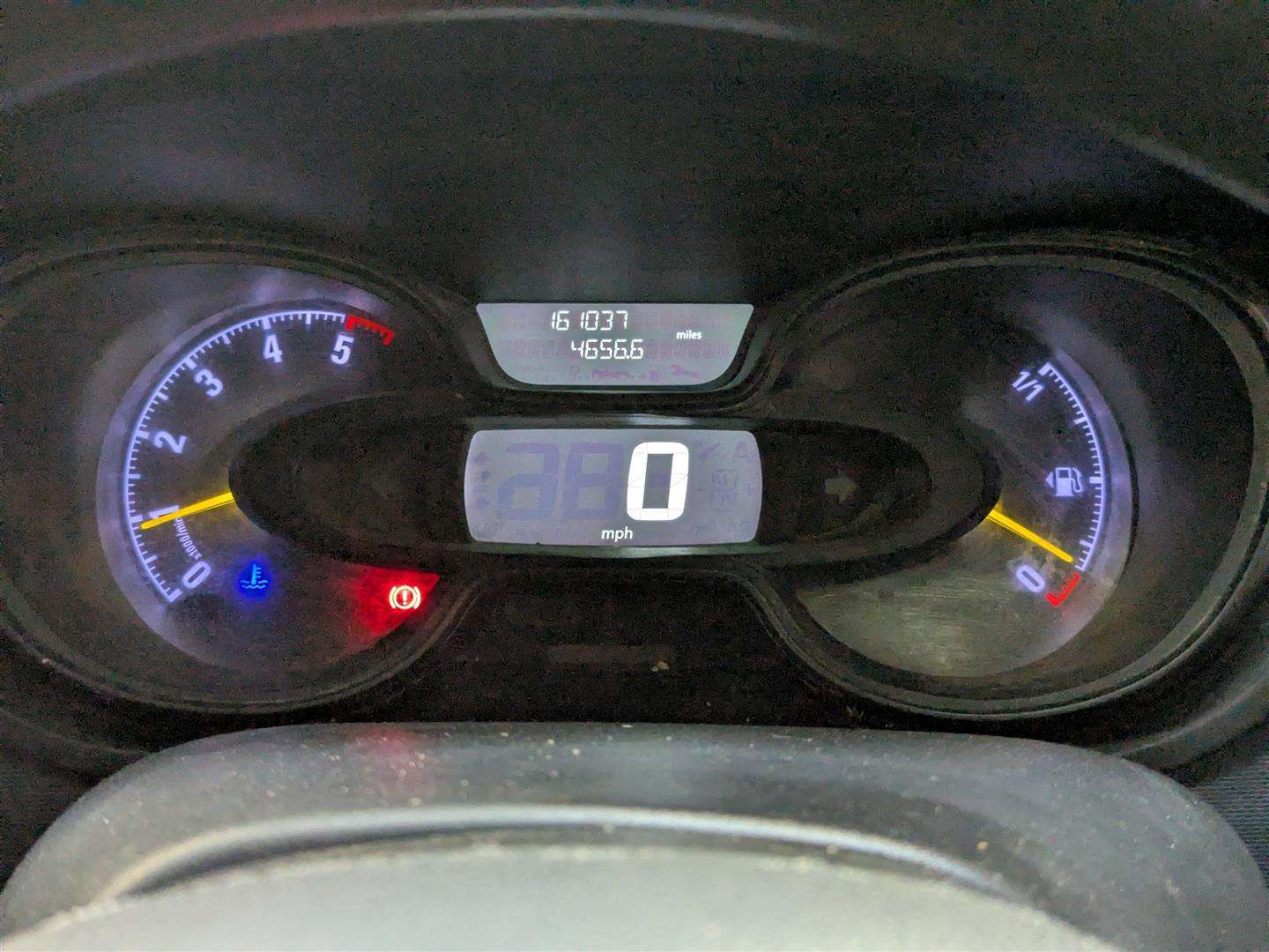 <p>2015 VAUXHALL VIVARO 2900 CDTI</p>