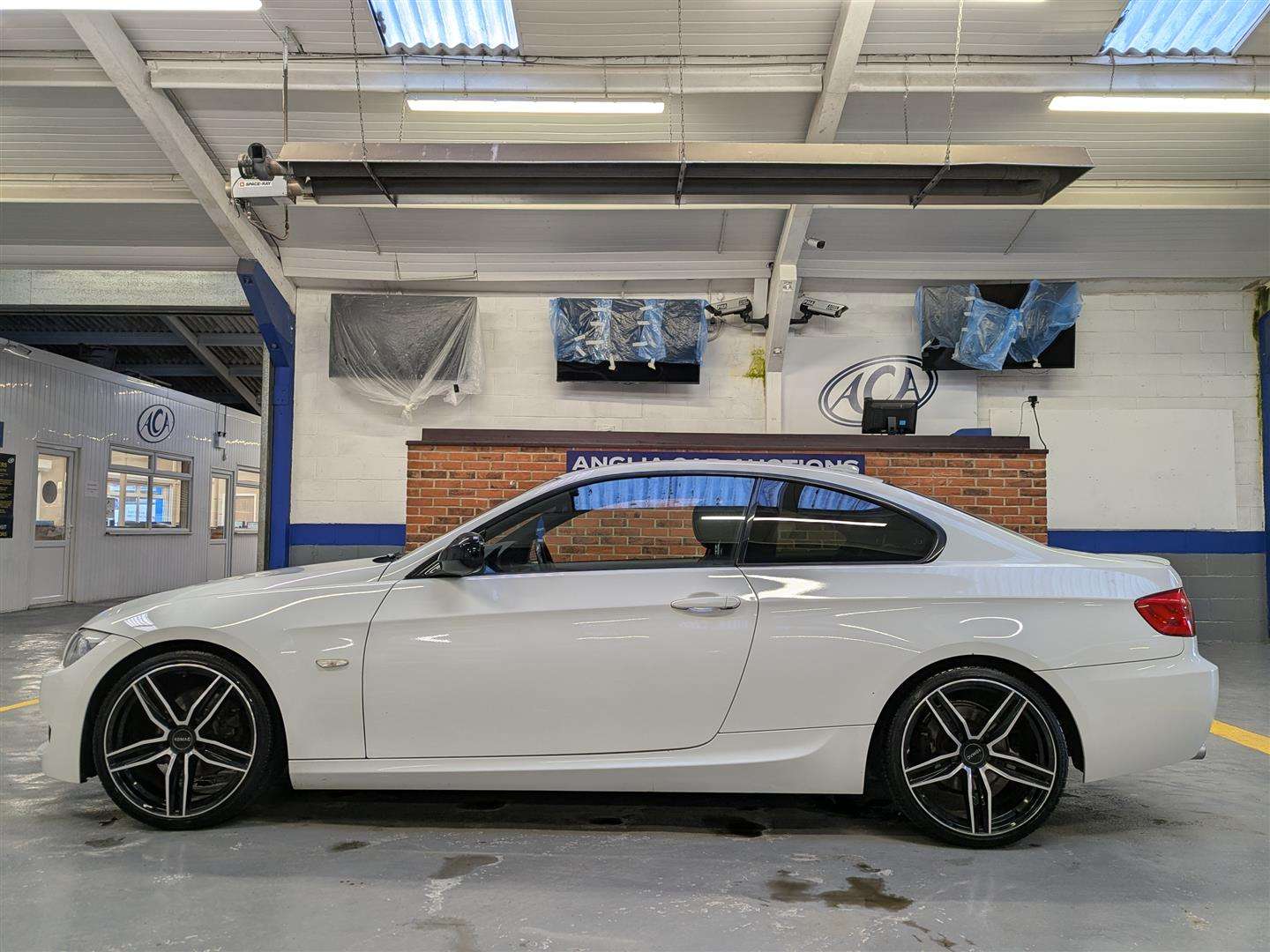 <p>2012 BMW 320D SPORT PLUS EDITION</p>