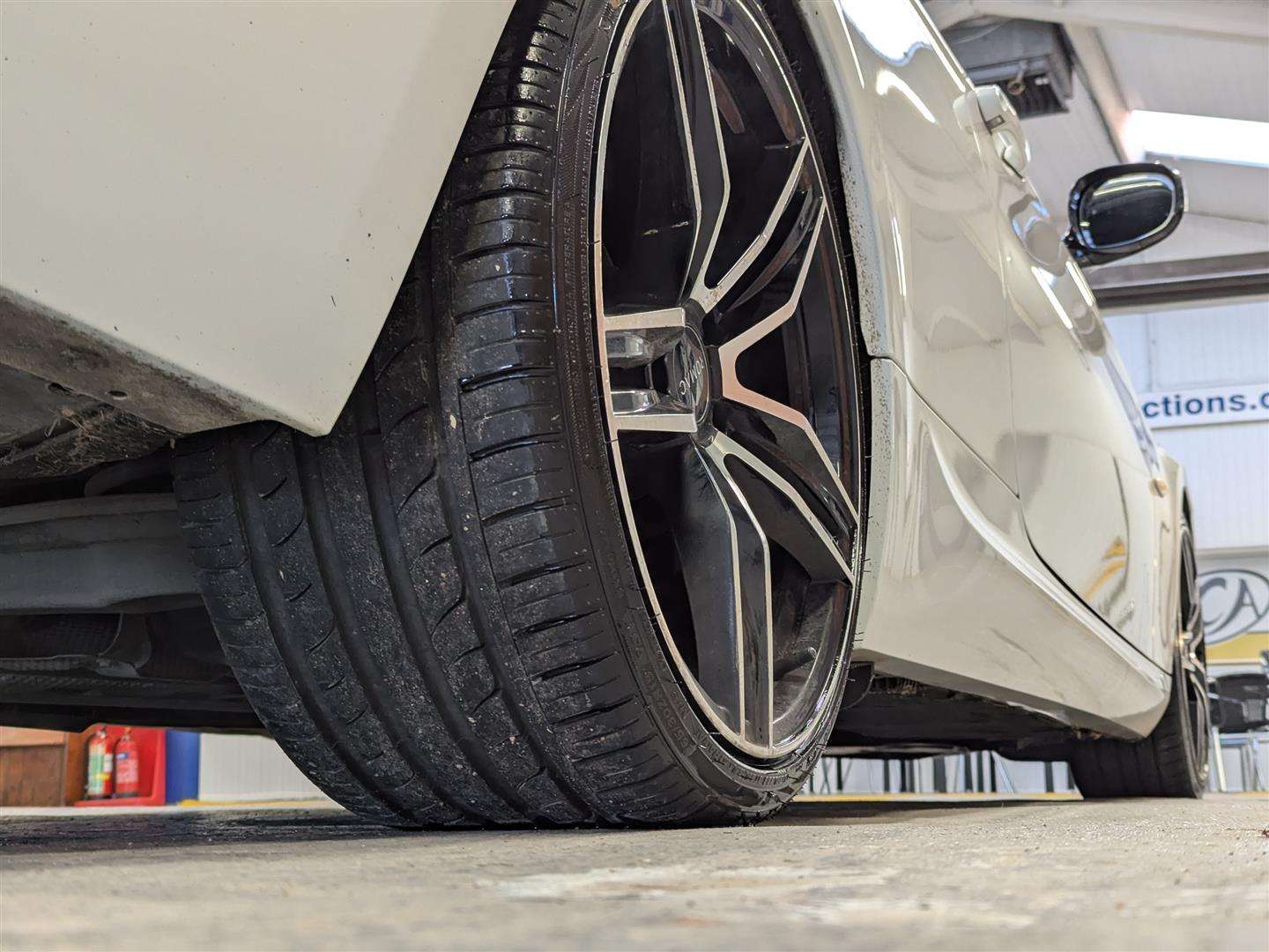 <p>2012 BMW 320D SPORT PLUS EDITION</p>