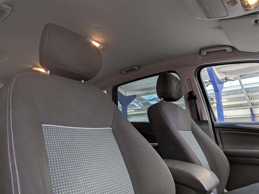 <p>2013 FORD S-MAX ZETEC TDCI 140</p>