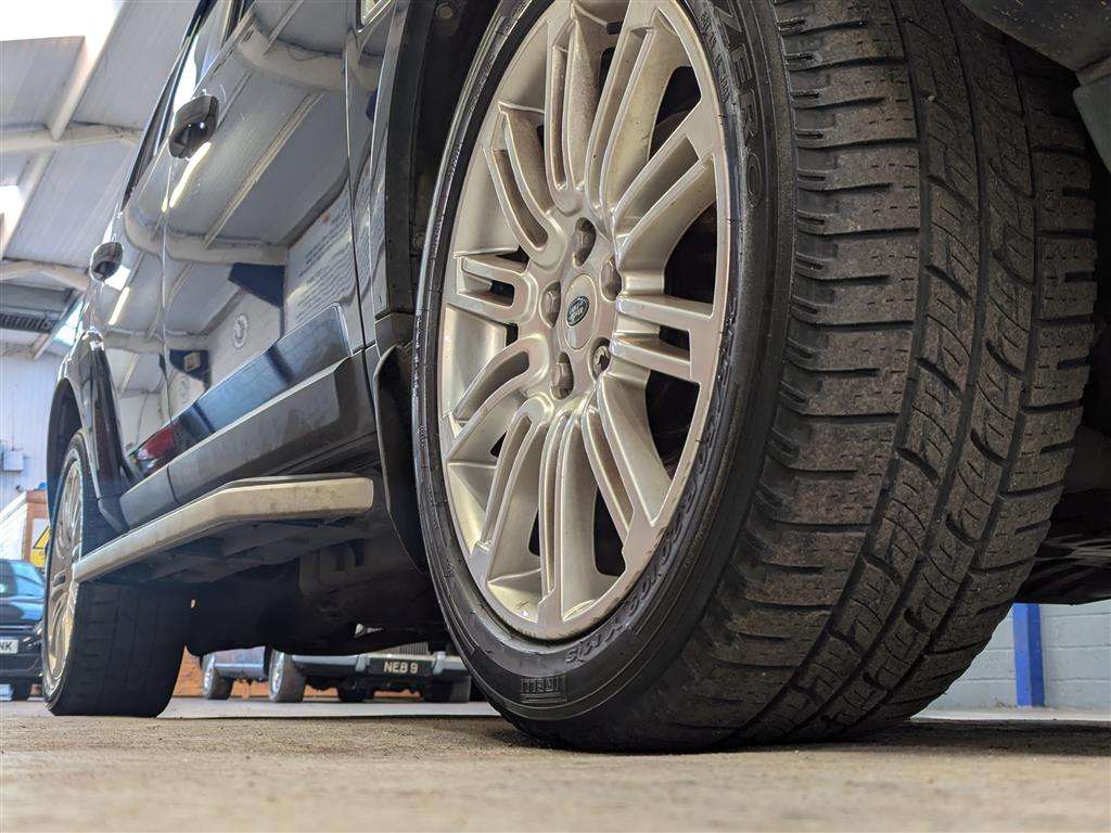 <p>2011 LAND ROVER DISCOVERY HSE SDV6 AUTO</p>