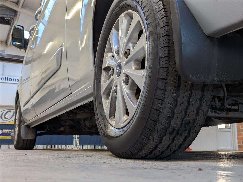 <p>2021 FORD TRANSIT CUSTOM 340LIMITED</p>