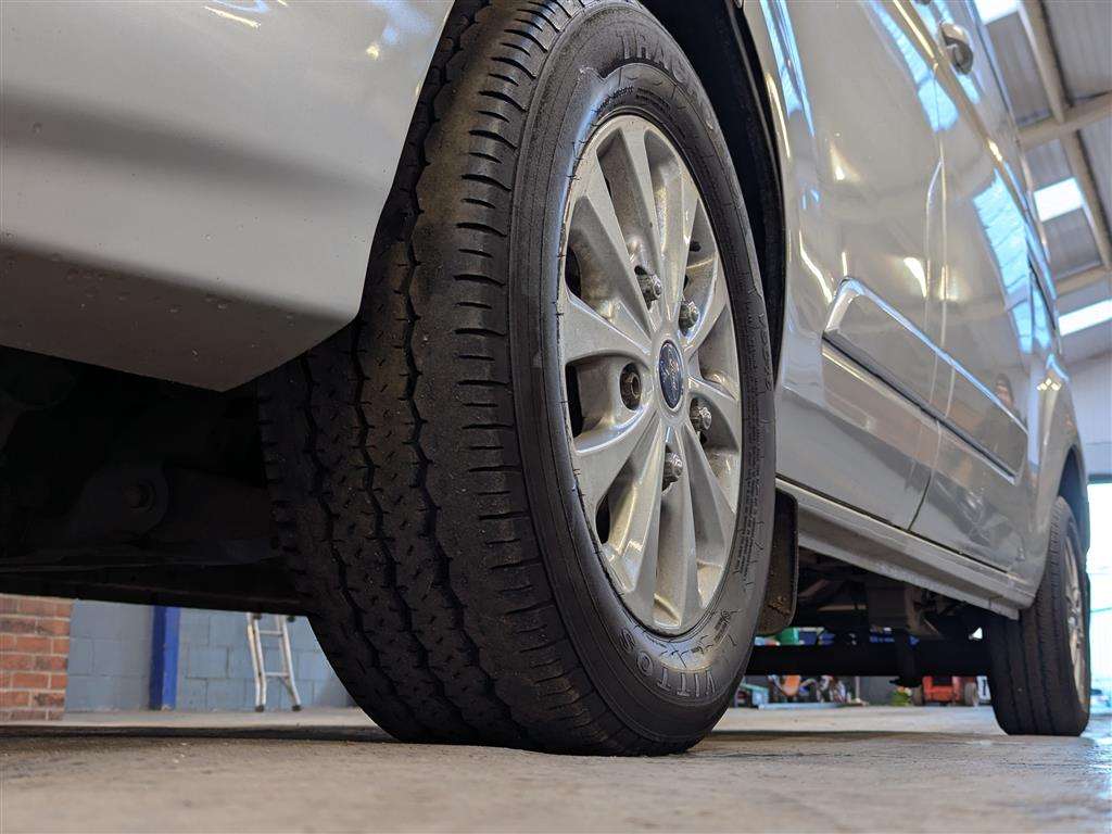 <p>2021 FORD TRANSIT CUSTOM 340LIMITED</p>