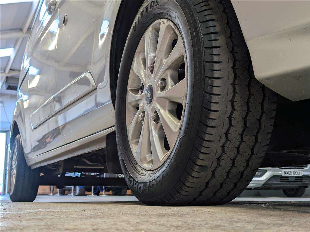 <p>2021 FORD TRANSIT CUSTOM 340LIMITED</p>