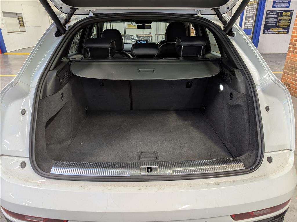 <p>2017 AUDI Q3 S LINE BLACK ED TDI QU</p>