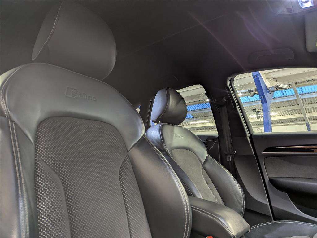 <p>2017 AUDI Q3 S LINE BLACK ED TDI QU</p>