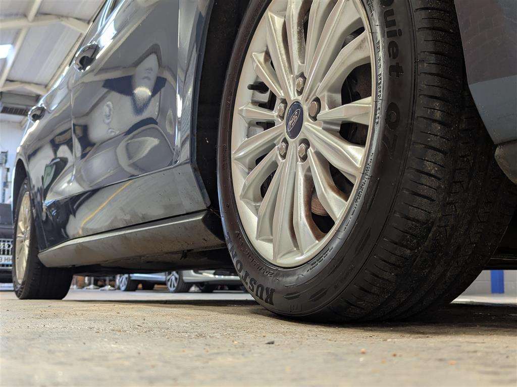 <p>2018 FORD FOCUS TITANIUM</p>