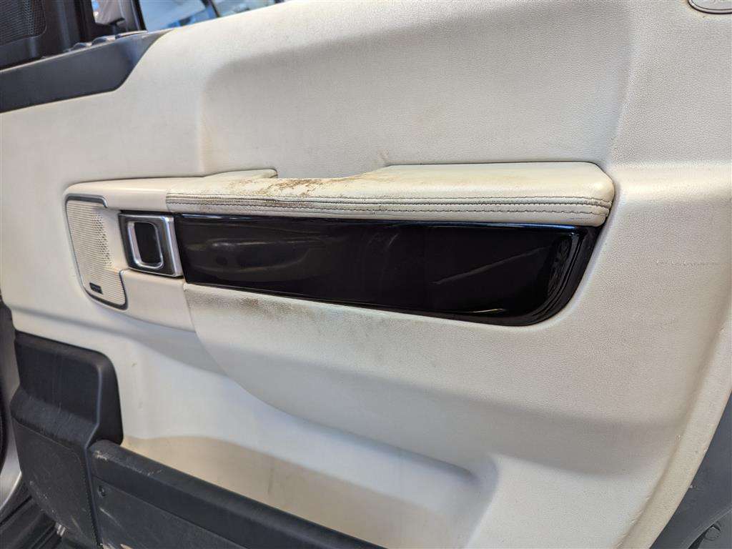 <p>2010 LAND ROVER RANGE ROVER VOGUE TDV8 AUTO</p>