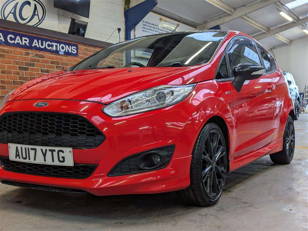 <p>2017 FORD FIESTA ST-LINE RED EDITIO</p>