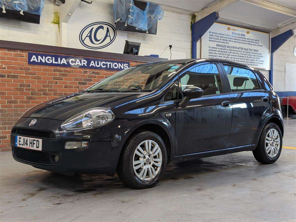 <p>2014 FIAT PUNTO EASY</p>