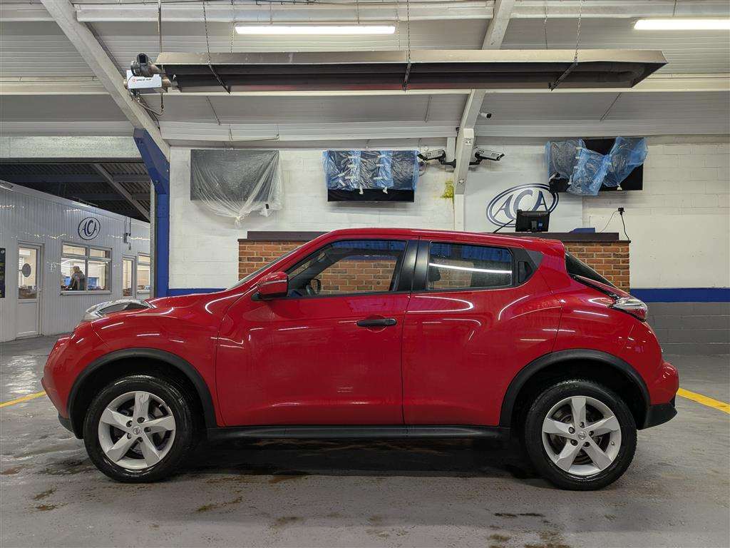 <p>2014 NISSAN JUKE VISIA DCI</p>