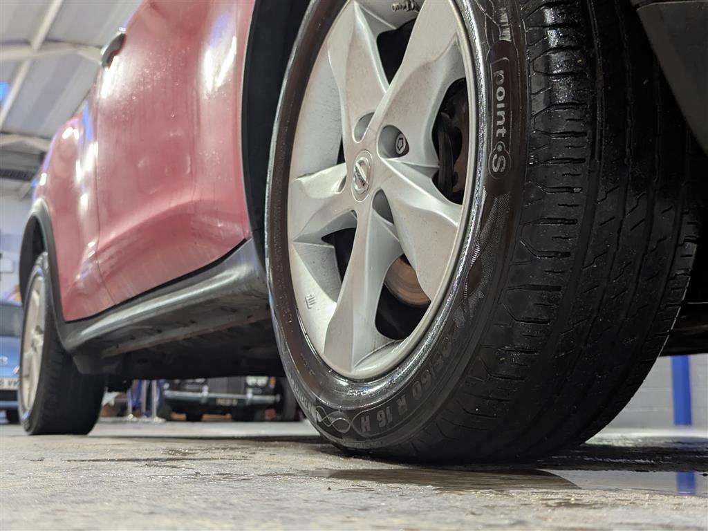 <p>2014 NISSAN JUKE VISIA DCI</p>