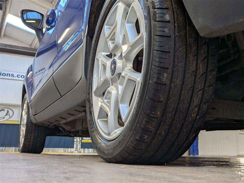 <p>2017 FORD ECOSPORT TITANIUM TURBO</p>