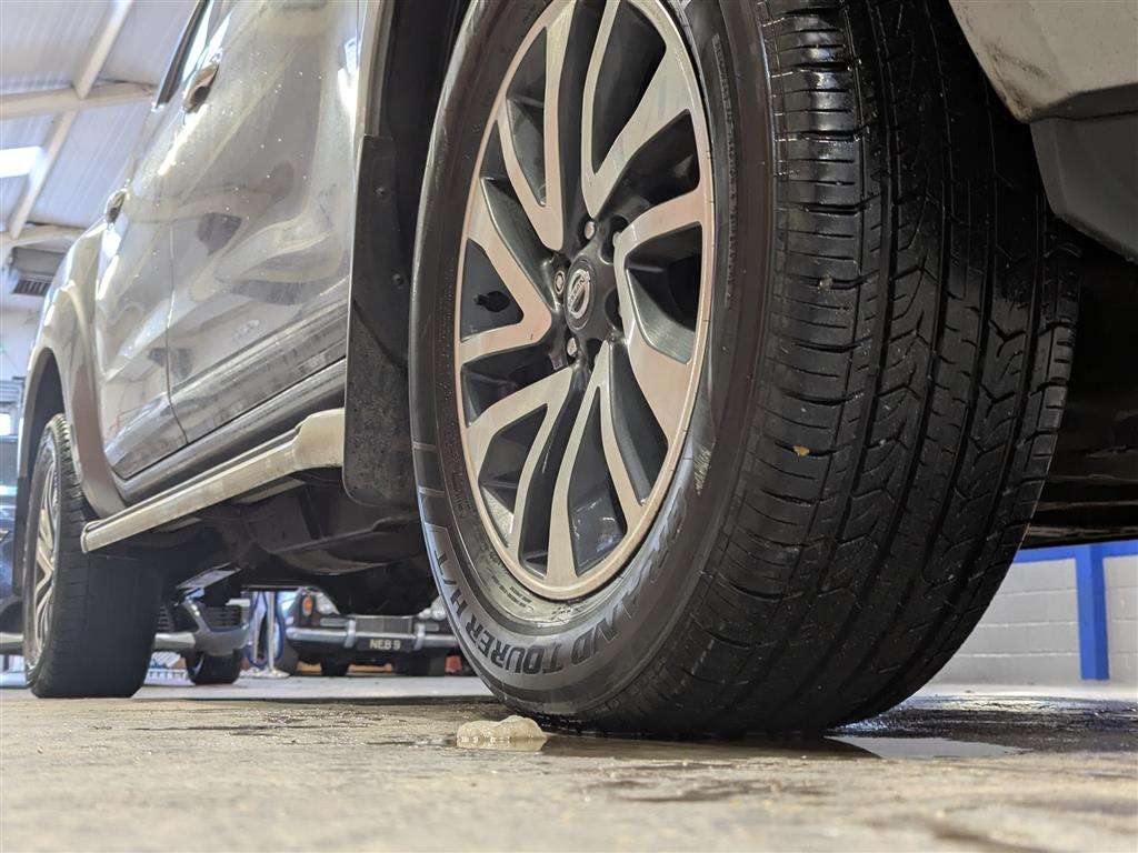 <p>2016 NISSAN NP300 NAVARA TEKNA DCI AU</p>