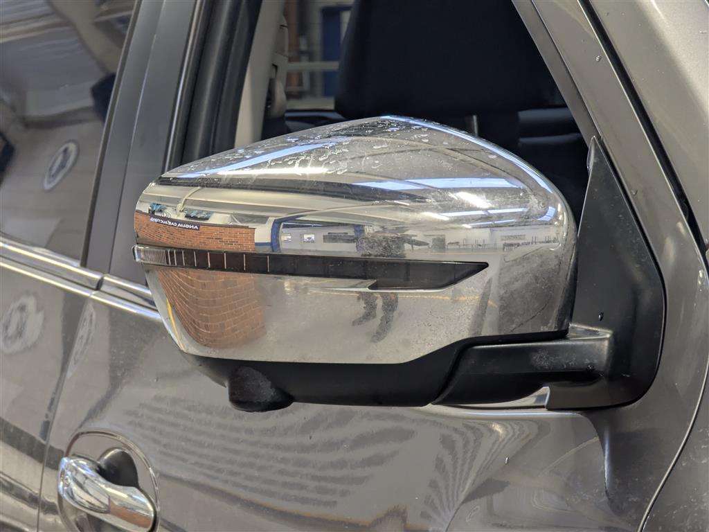 <p>2016 NISSAN NP300 NAVARA TEKNA DCI AU</p>